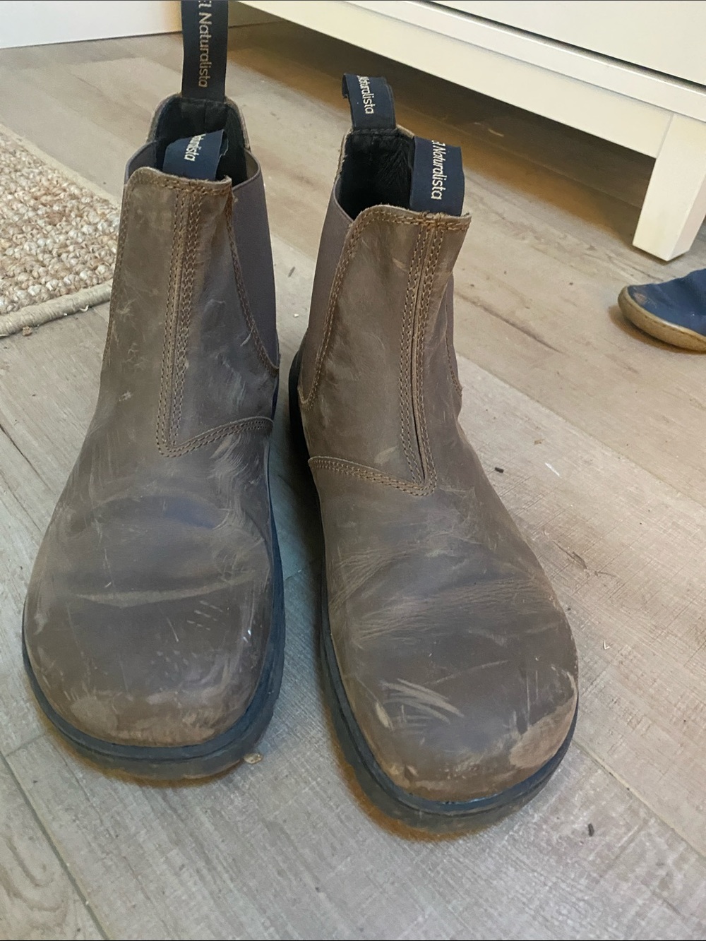 El naturalist Chelsea boot size 42